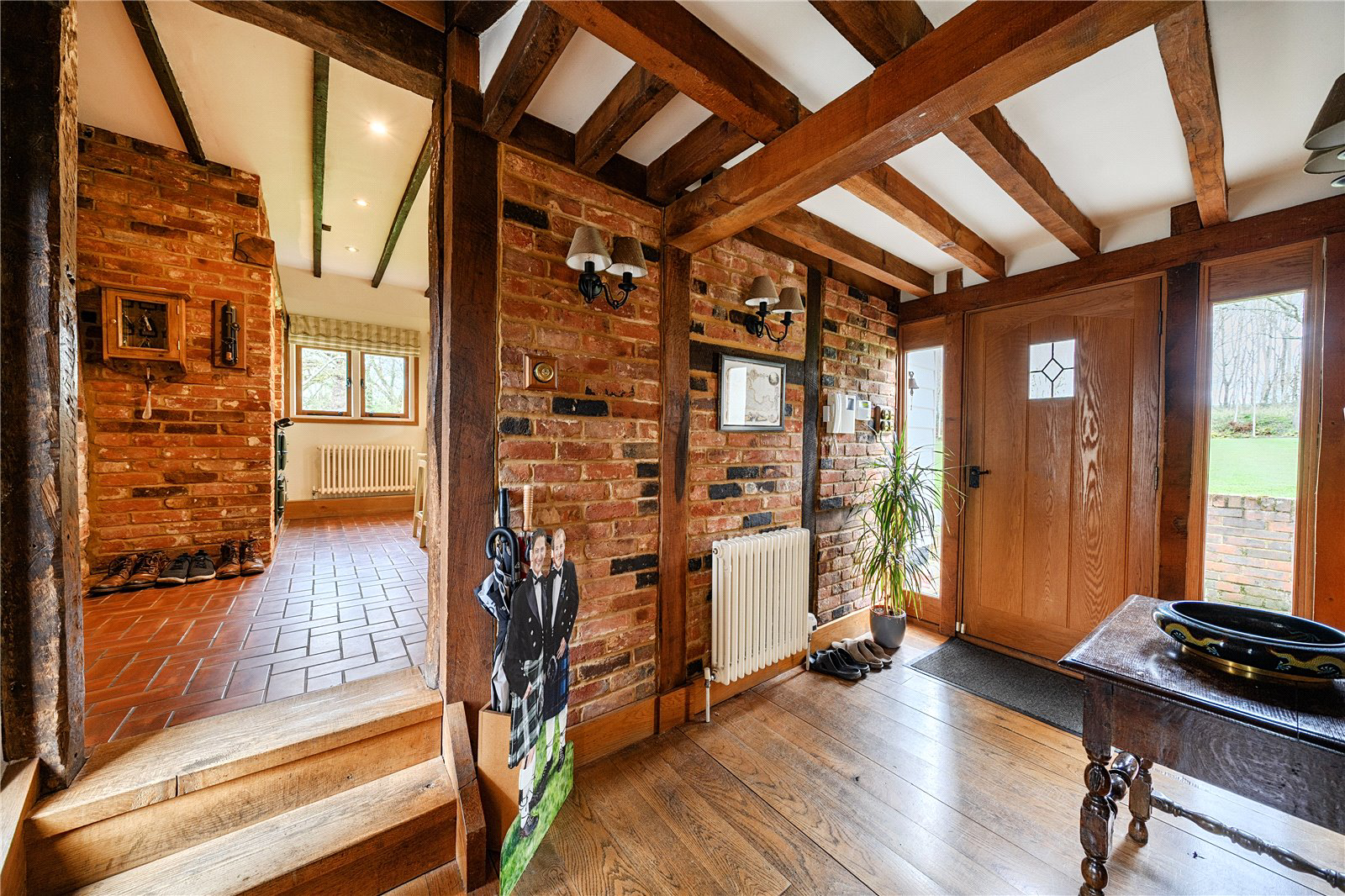 Thatch Cottage, Eversley, Hampshire, RG27, photo 2