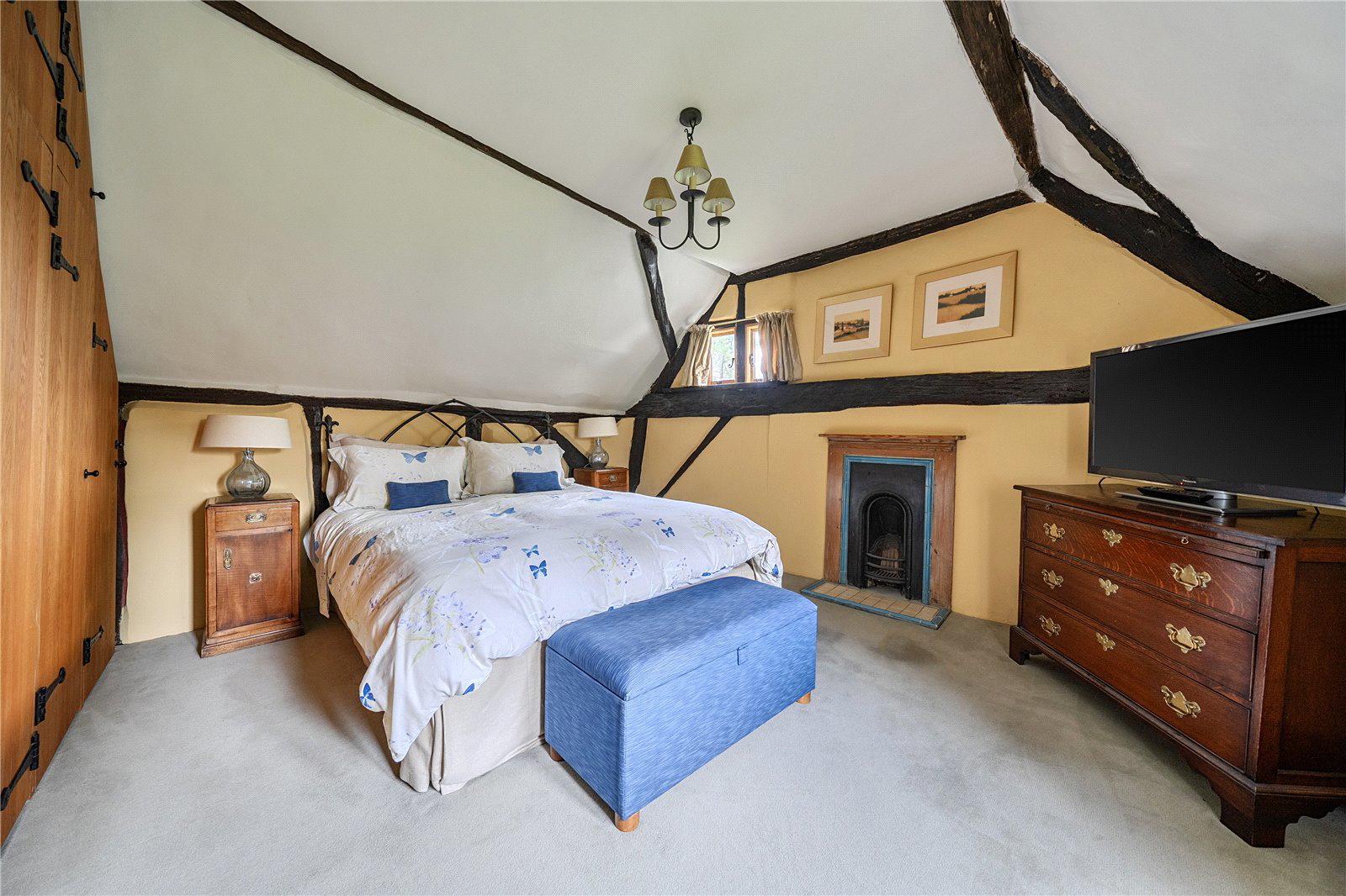 Thatch Cottage, Eversley, Hampshire, RG27, photo 12