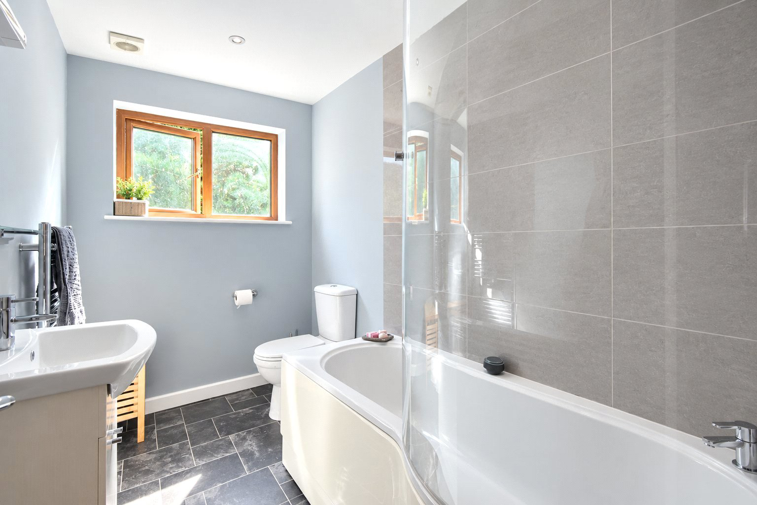 Mill Close, Sherfield-on-Loddon, Hook, Hampshire, RG27, photo 9