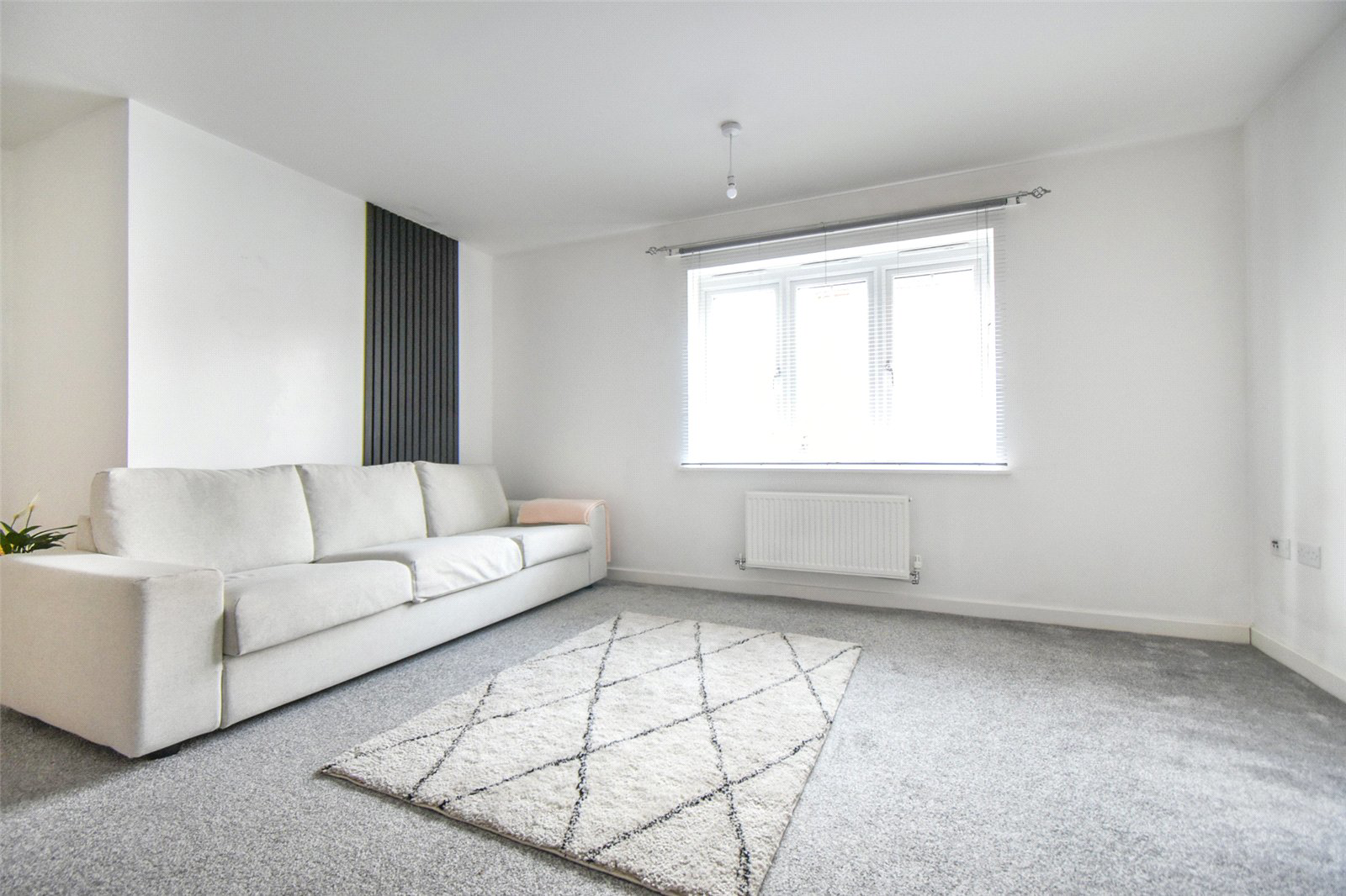 Runnymede Drive, Odiham, Hook, Hampshire, RG29, photo 8