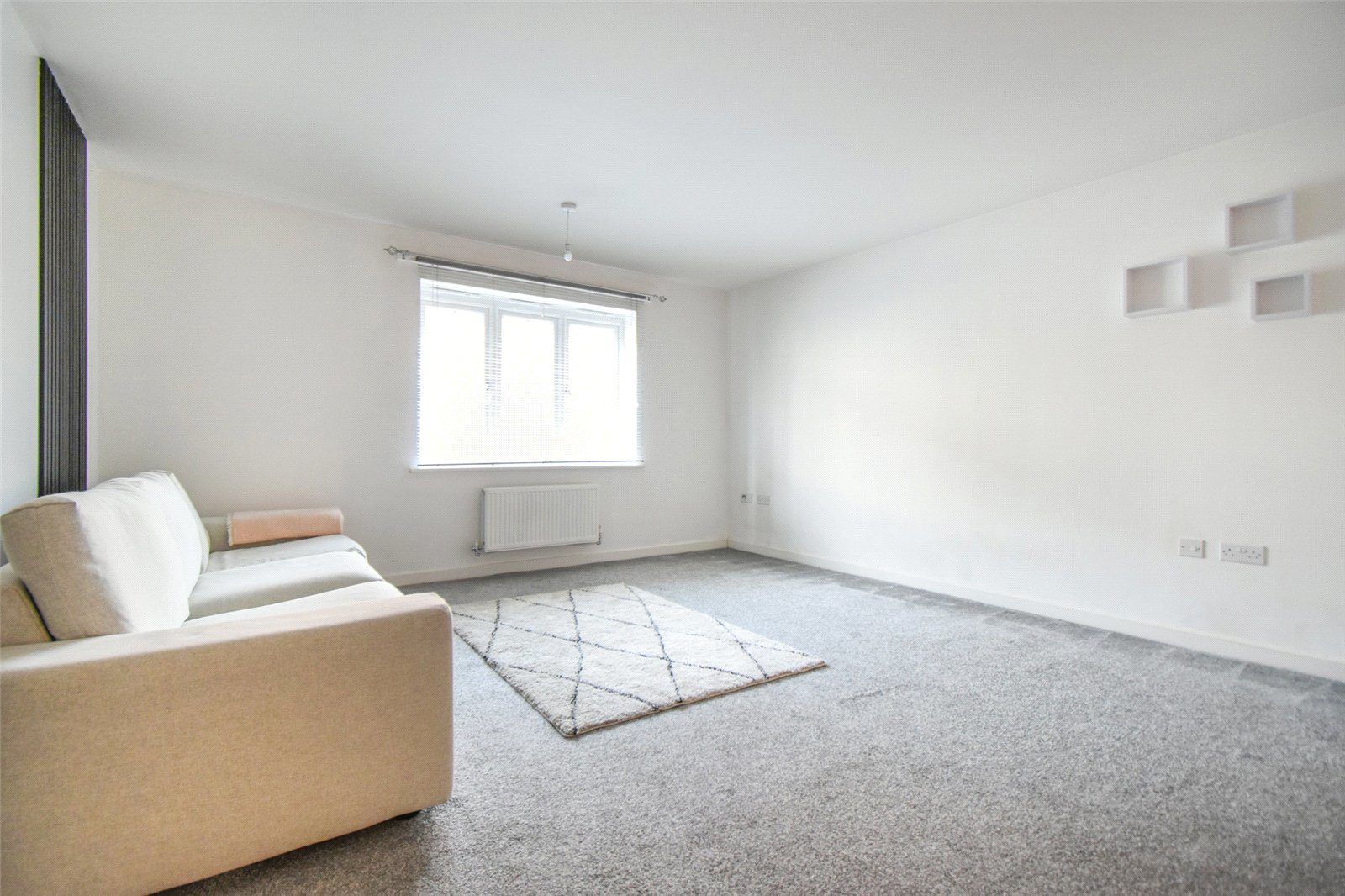 Runnymede Drive, Odiham, Hook, Hampshire, RG29, photo 10
