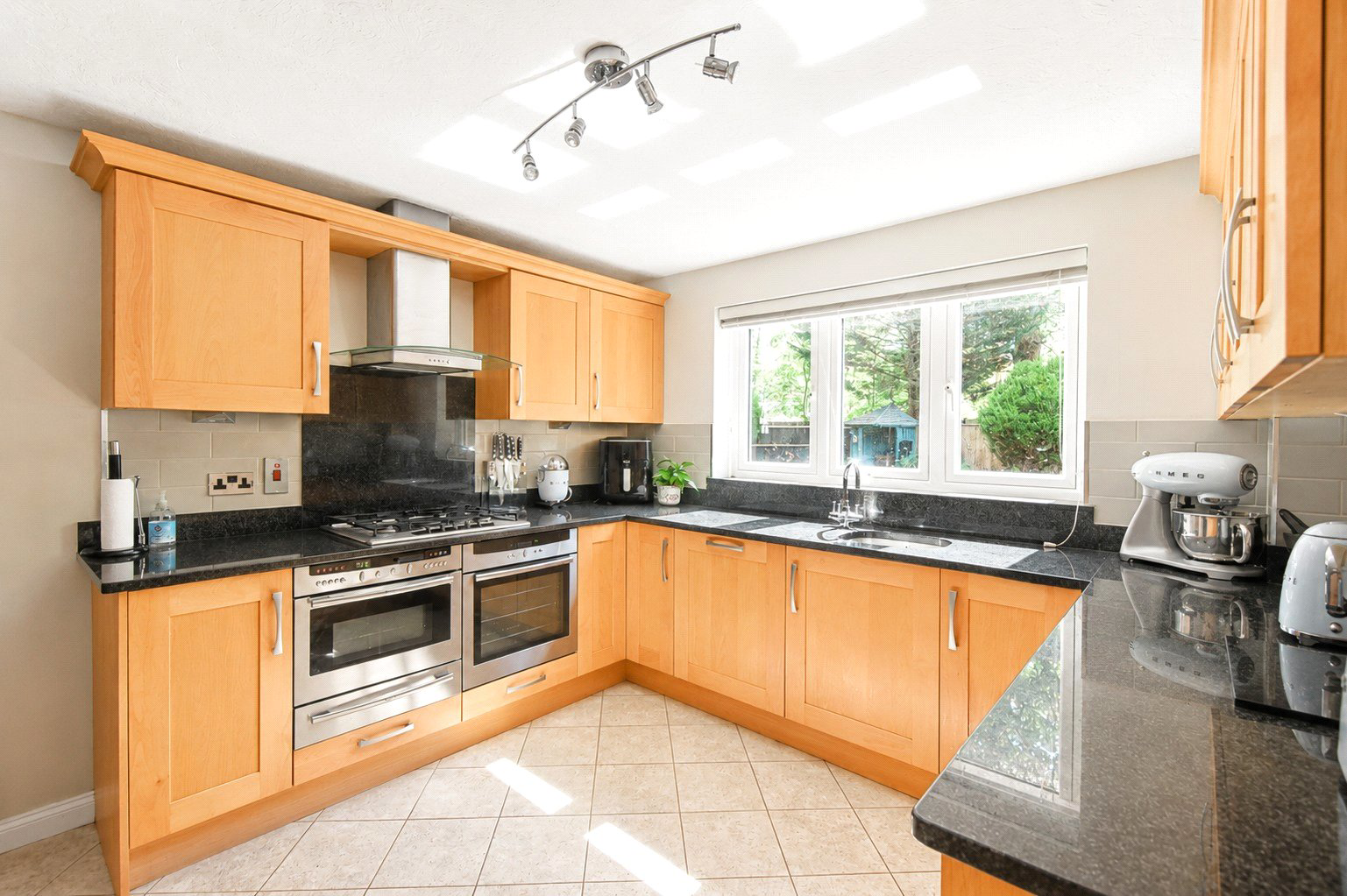 Seton Drive, Hook, Hampshire, RG27, photo 16