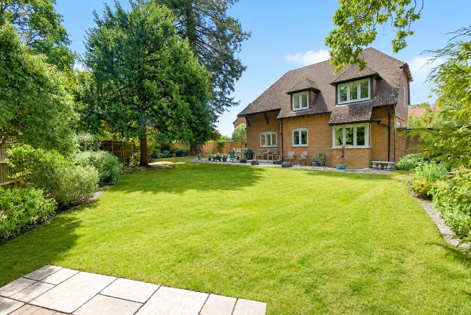 Seton Drive, Hook, Hampshire, RG27, photo 2