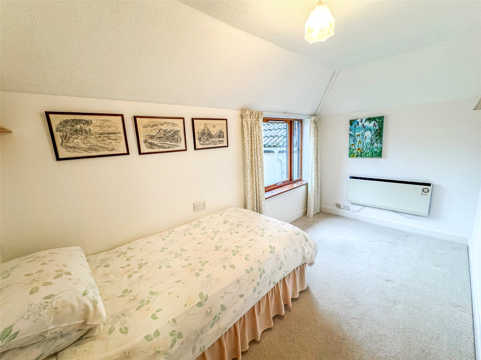 Hartford Court, Hartley Wintney, Hampshire, RG27, photo 13