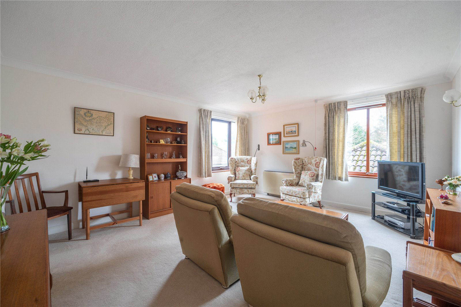 Hartford Court, Hartley Wintney, Hampshire, RG27, photo 7
