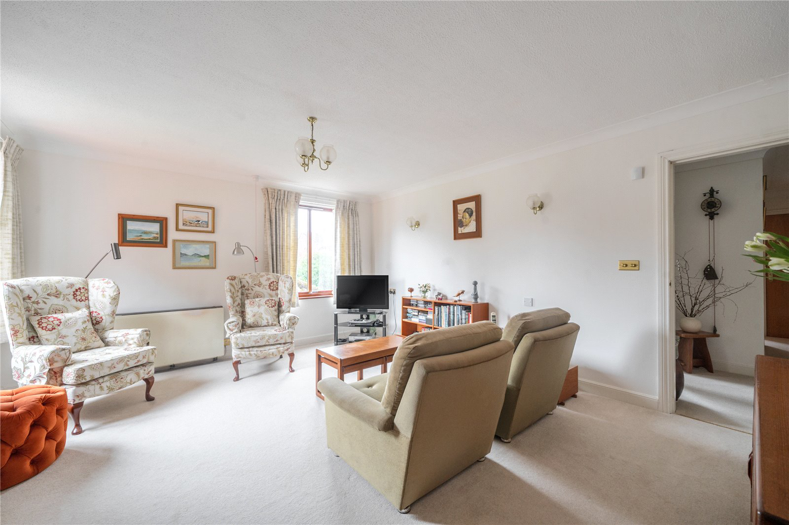 Hartford Court, Hartley Wintney, Hampshire, RG27, photo 6