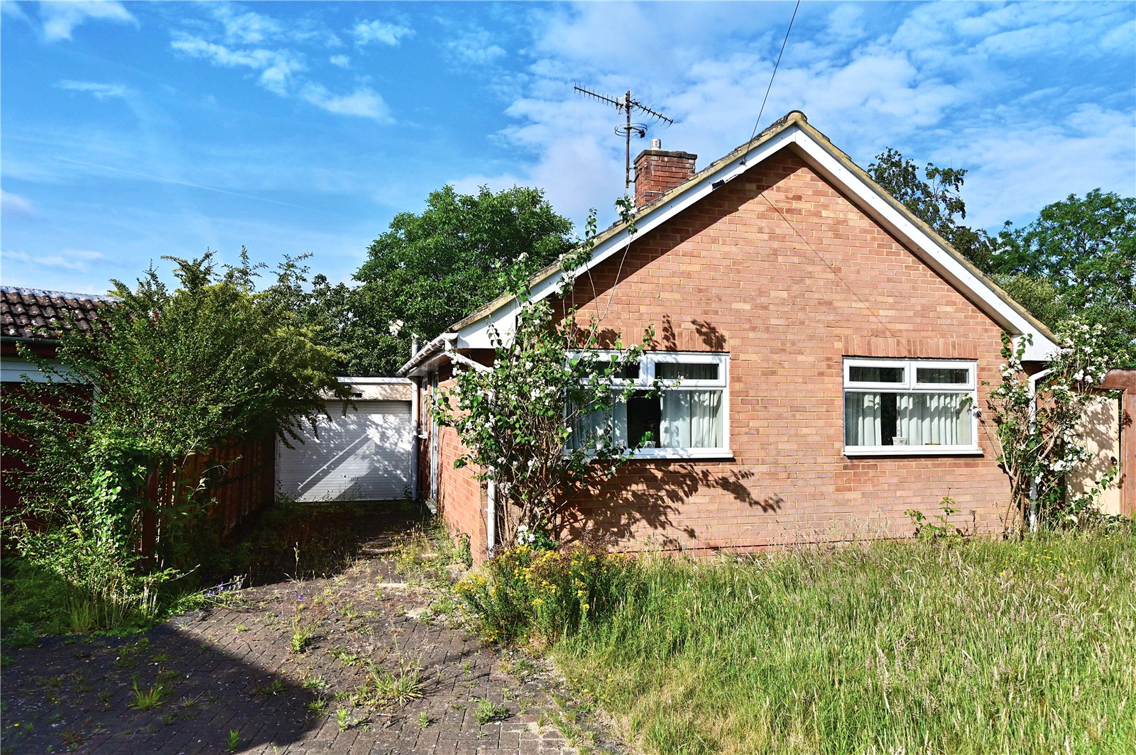 Canterbury Road, Ash, Guildford, Surrey, GU12