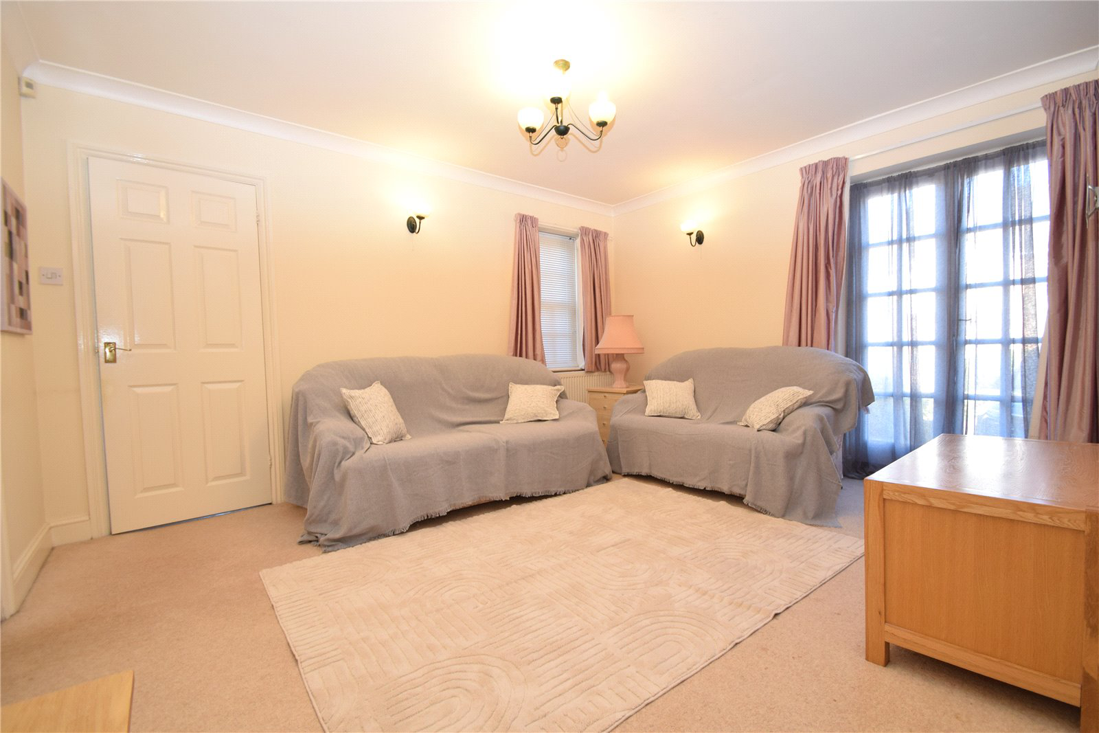 Calcott Park, Yateley, Hampshire, GU46, photo 3