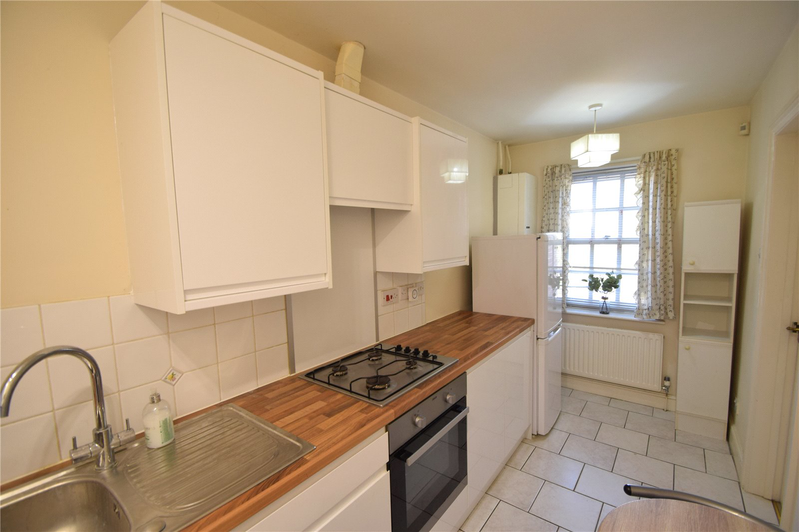 Calcott Park, Yateley, Hampshire, GU46, photo 7