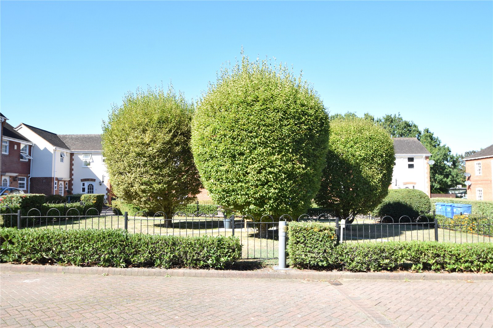 Calcott Park, Yateley, Hampshire, GU46, photo 9