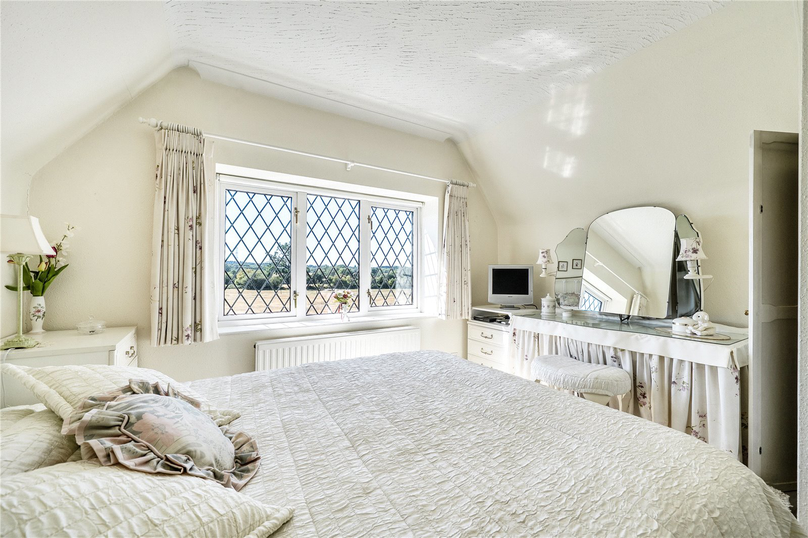 The Hurst, Winchfield, Hook, Hampshire, RG27, photo 12