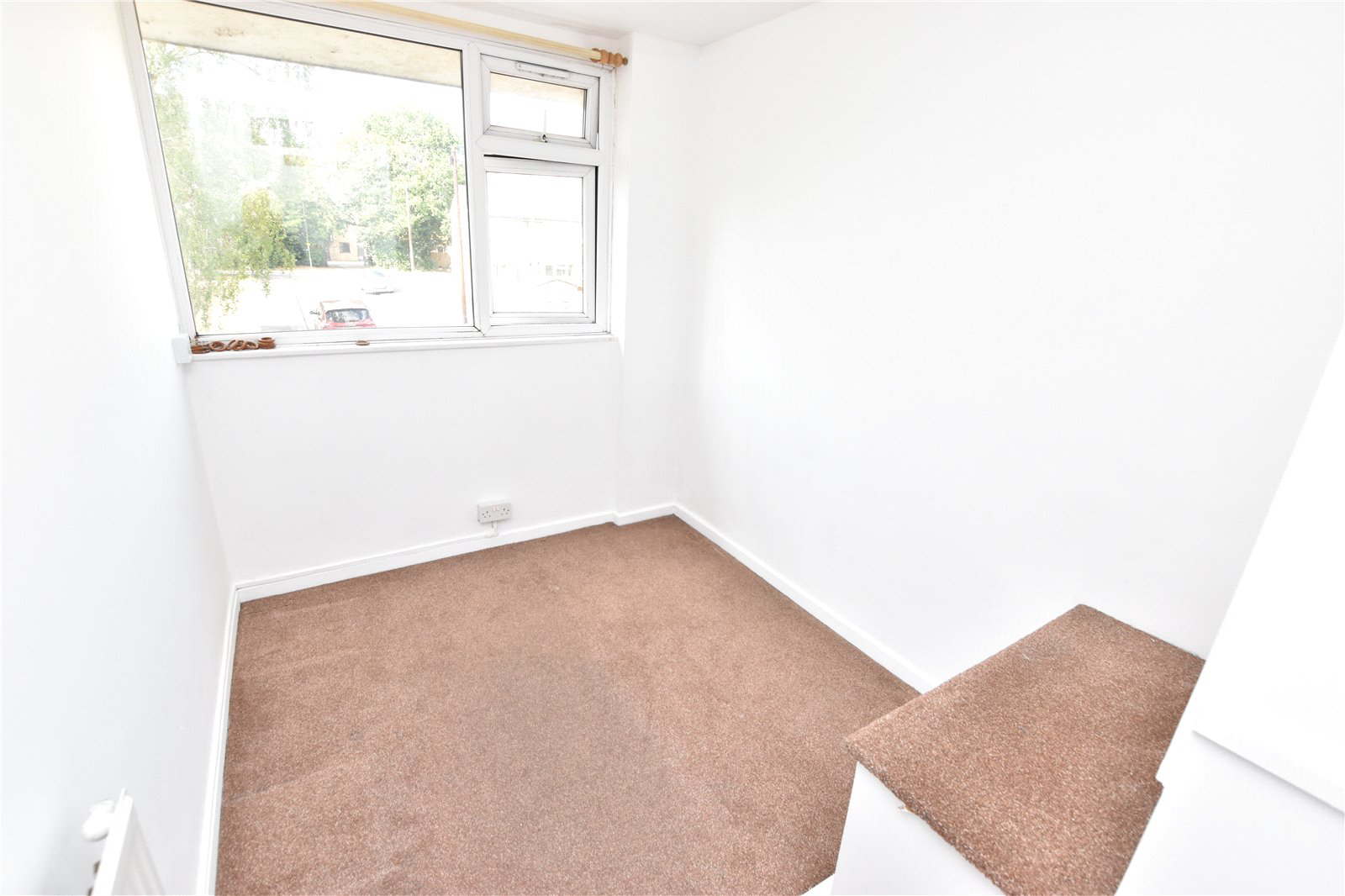 Chatfield Close, Farnborough, Hampshire, GU14, photo 7