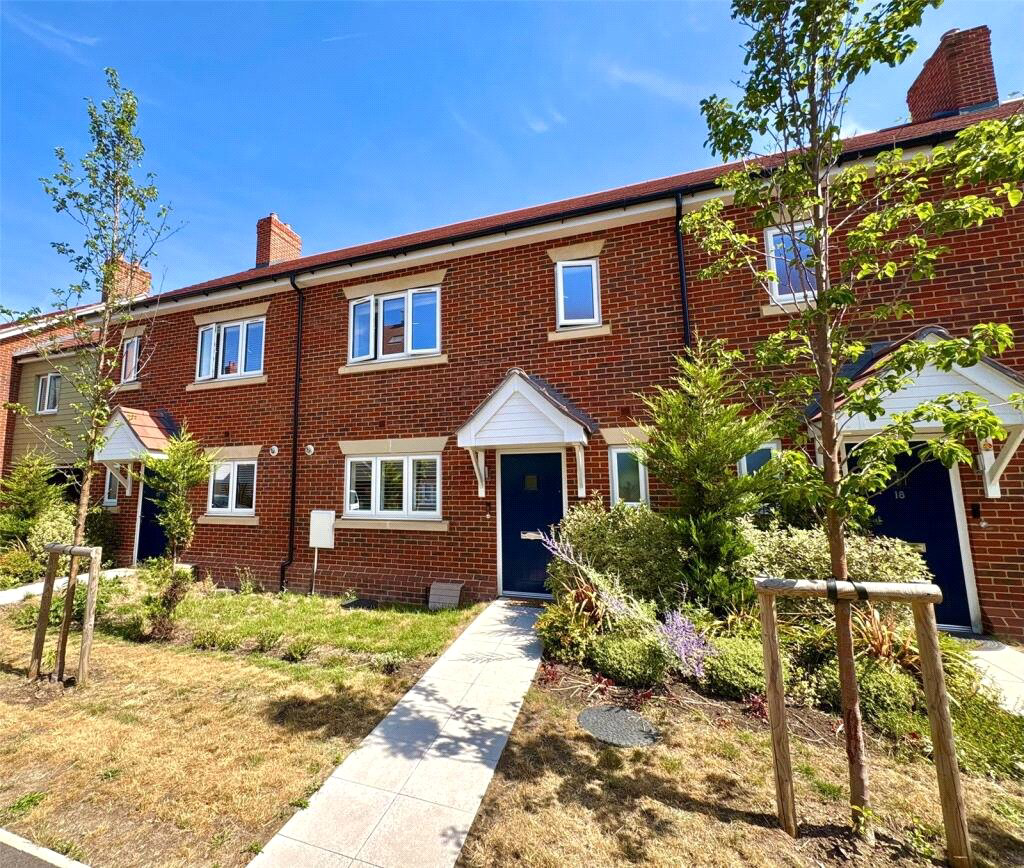 Lake Avenue, Mytchett, Camberley, Surrey, GU16