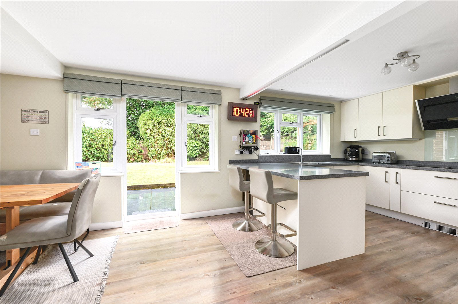 Southby Drive, Fleet, Hampshire, GU51, photo 2