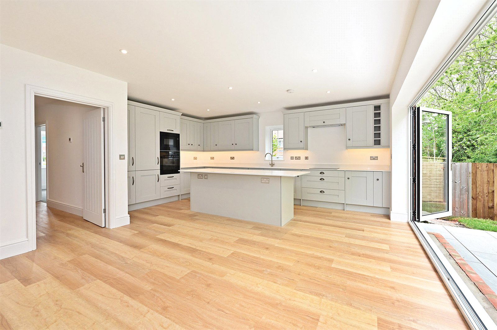 Spindle Close, Church Crookham, Fleet, Hampshire, GU52, photo 2