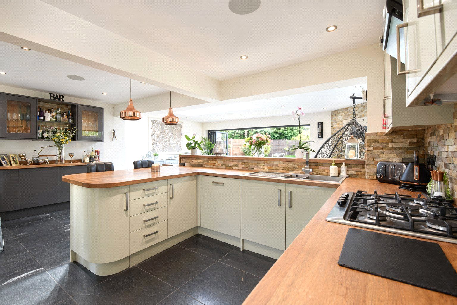 Ravenscroft, Hook, Hampshire, RG27, photo 2