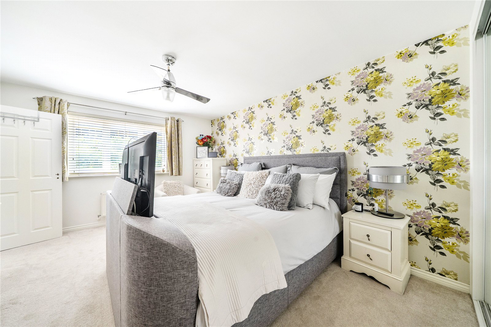 Athoke Croft, Hook, Hampshire, RG27, photo 9