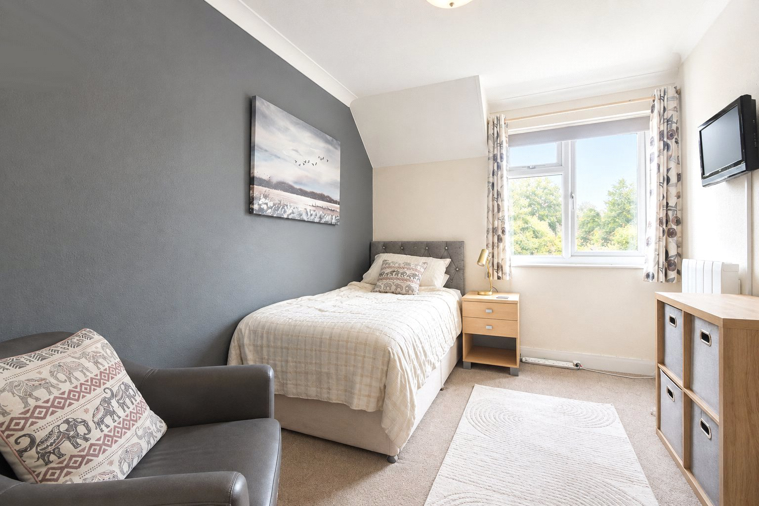 Crown Lane, Newnham, Hook, Hampshire, RG27, photo 13