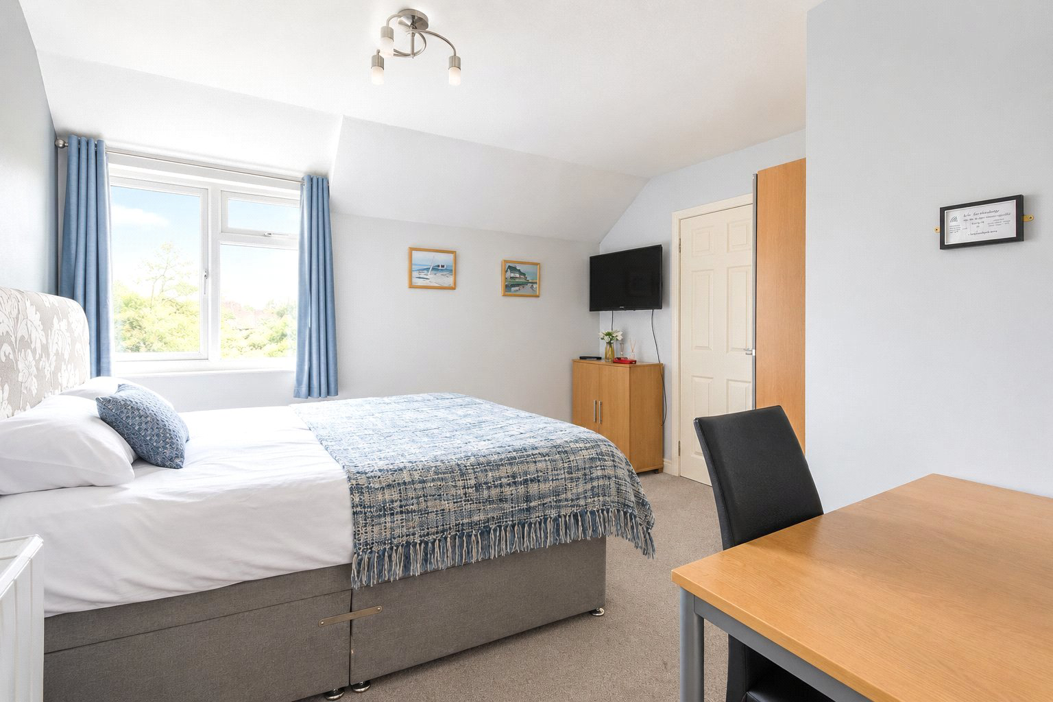 Crown Lane, Newnham, Hook, Hampshire, RG27, photo 15