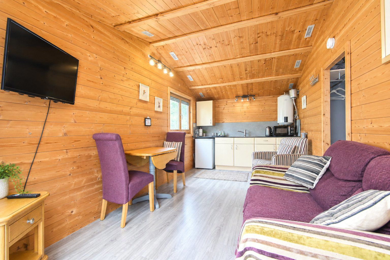 Crown Lane, Newnham, Hook, Hampshire, RG27, photo 18