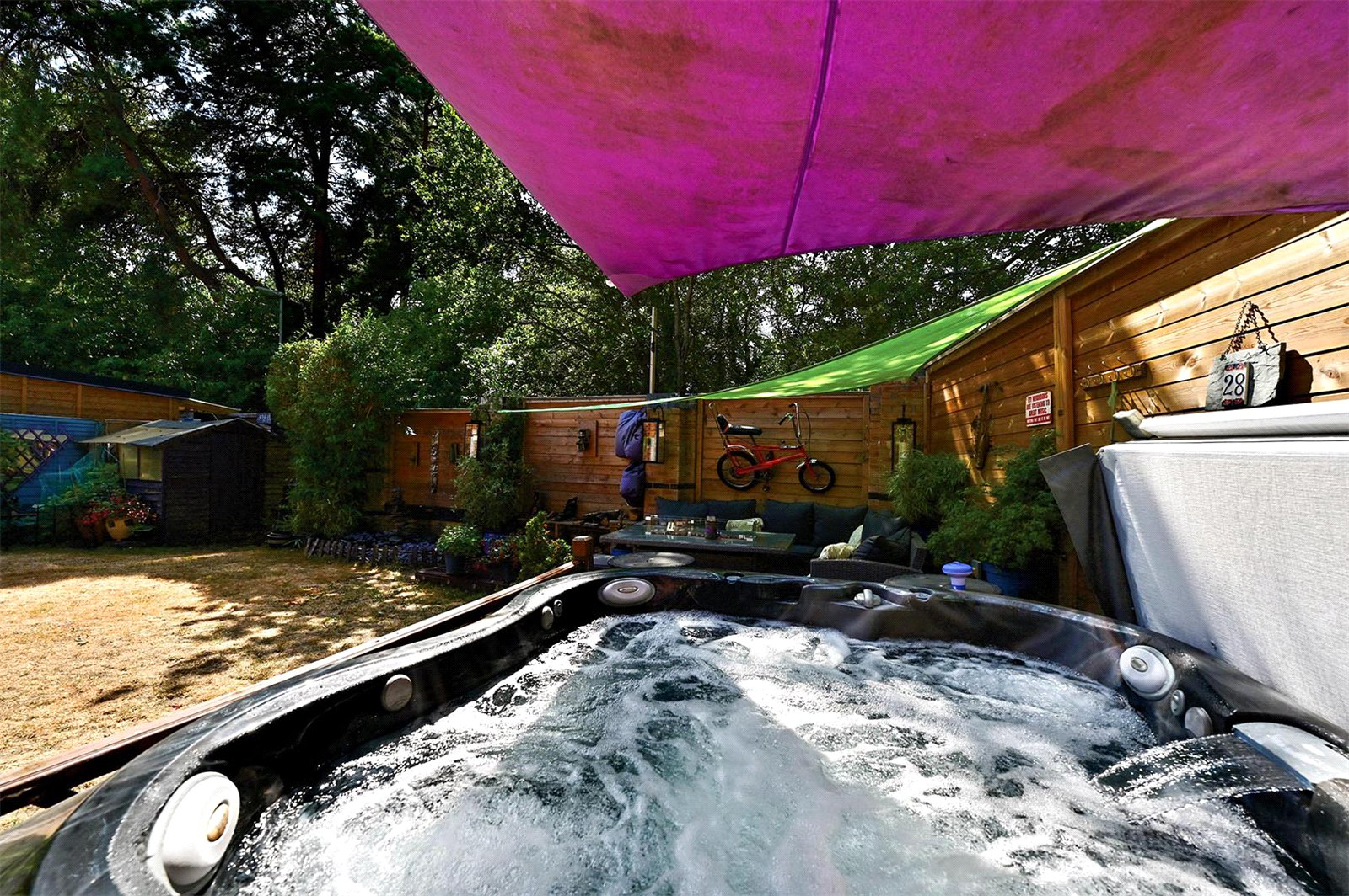 Oldwood Chase, Farnborough, Hampshire, GU14, photo 11