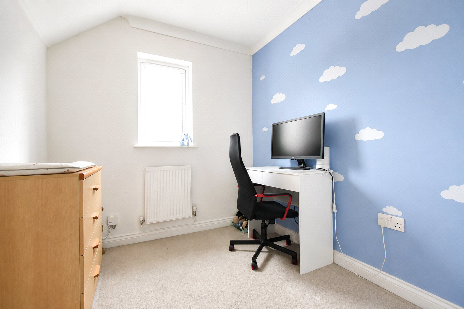 Kingsbridge End, Hook, Hampshire, RG27, photo 10