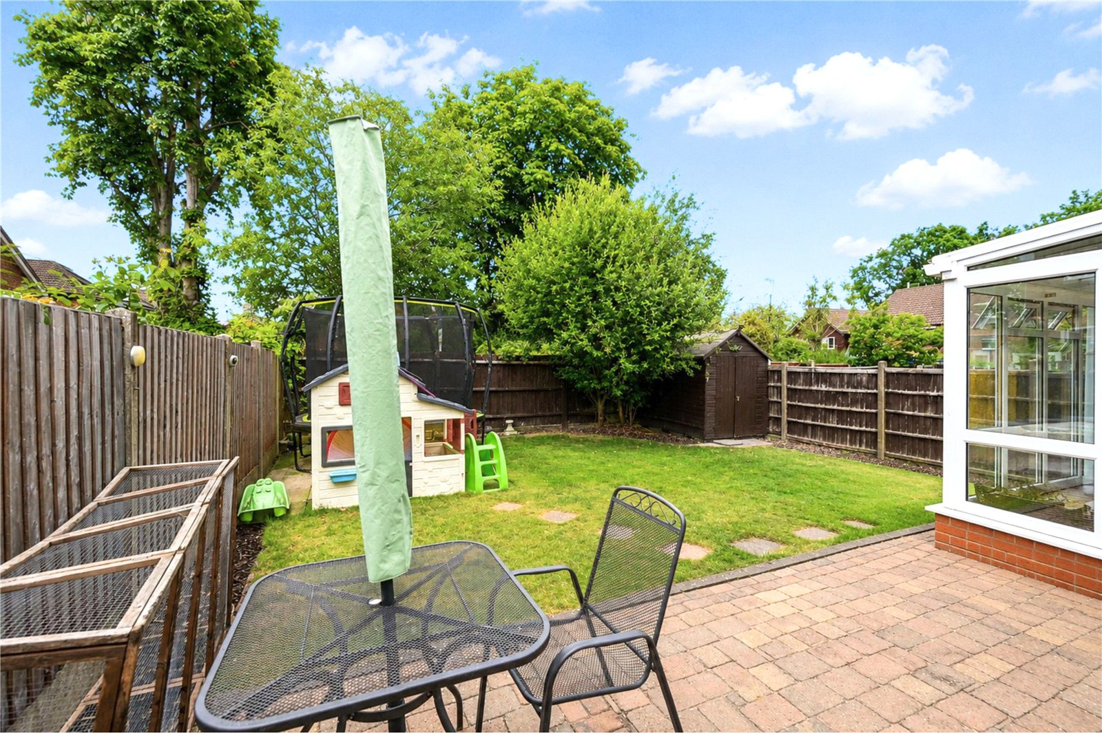 Larch Way, Farnborough, Hampshire, GU14, photo 12