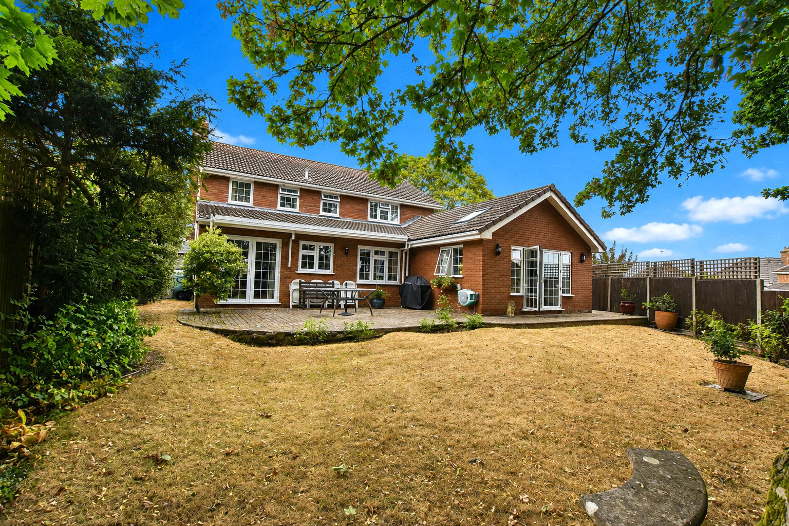 The Sycamores, Farnborough, Hampshire, GU14, photo 5