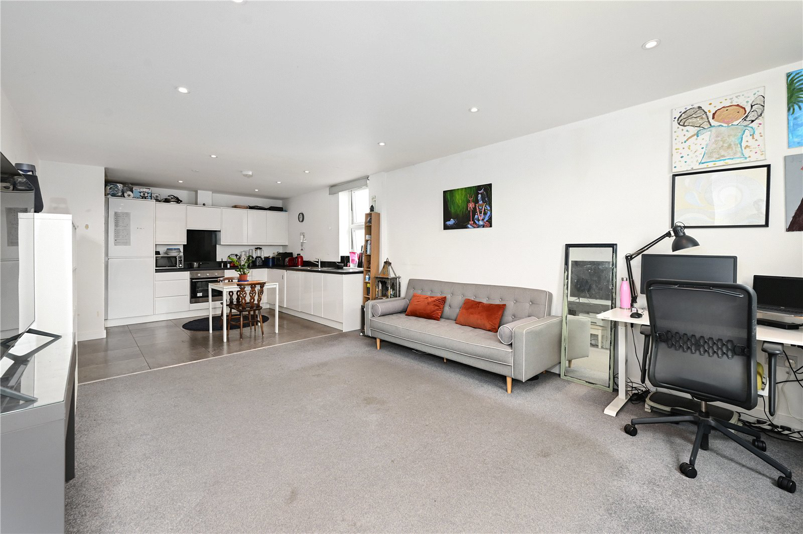 Plough Road, Yateley, Hampshire, GU46, photo 2