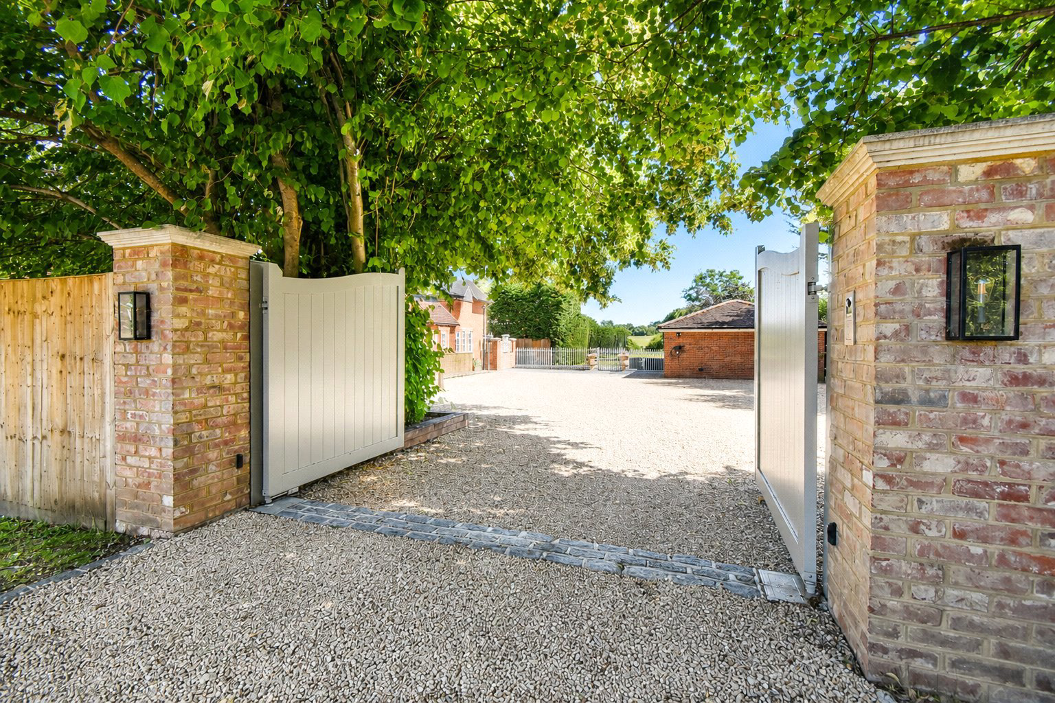 Reading Road, Sherfield-on-Loddon, Hook, Hampshire, RG27, photo 25