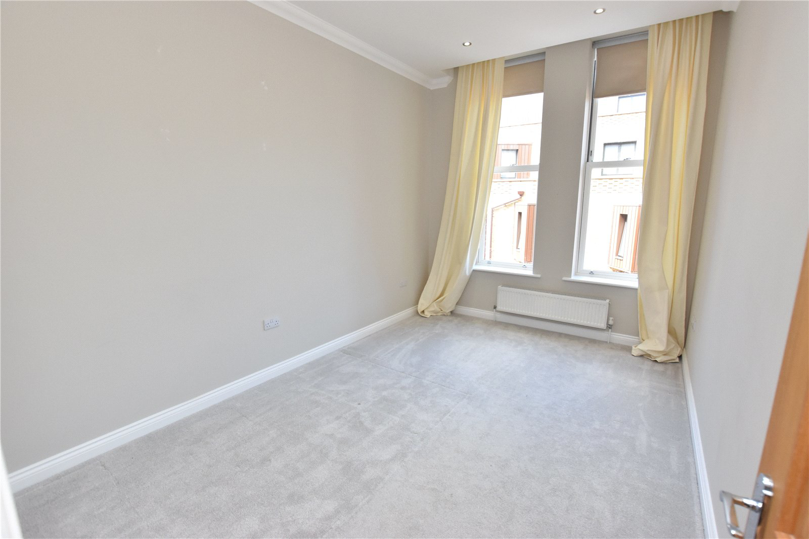 Farnborough Road, Farnborough, Hampshire, GU14, photo 13