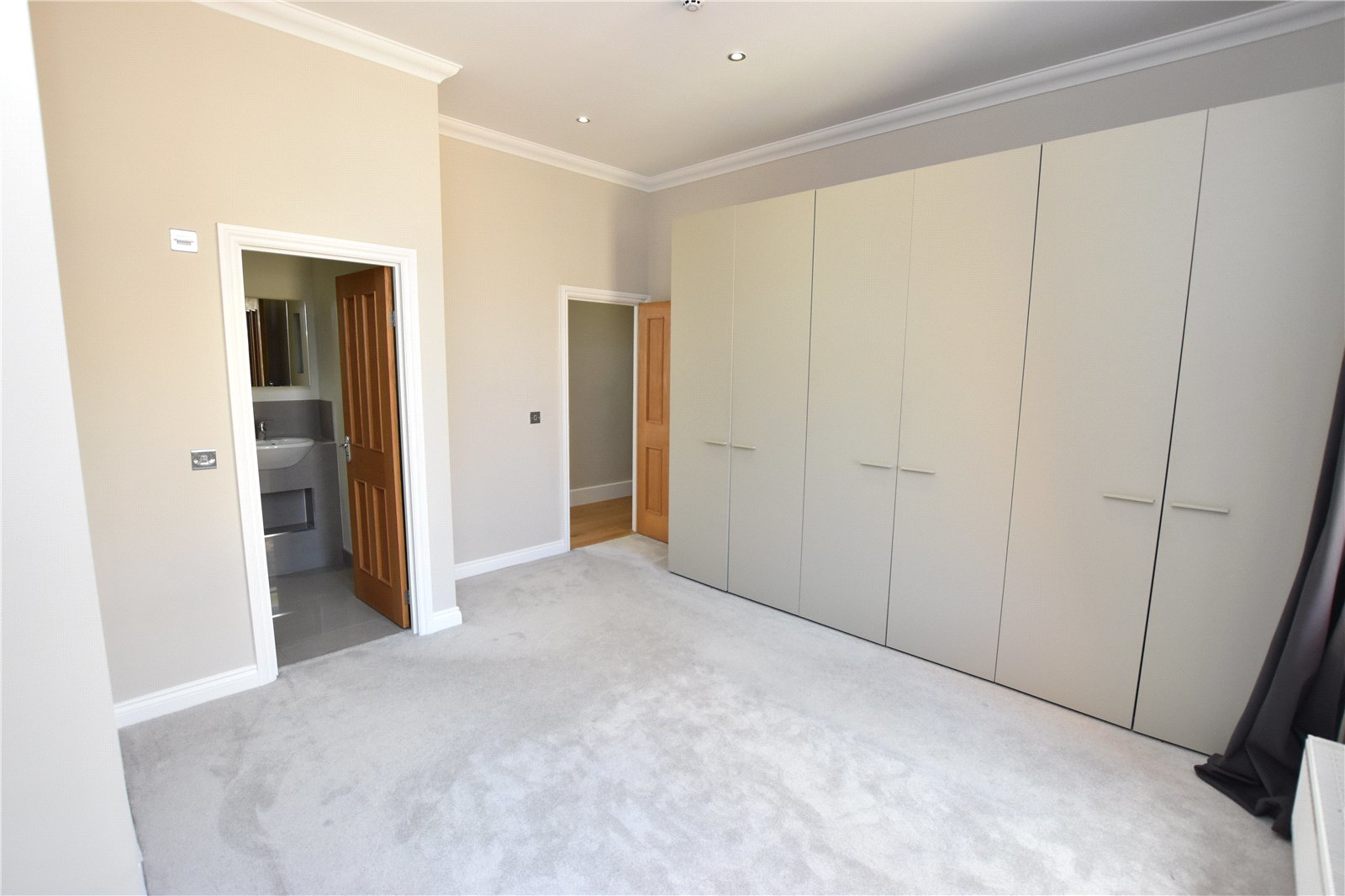 Farnborough Road, Farnborough, Hampshire, GU14, photo 12