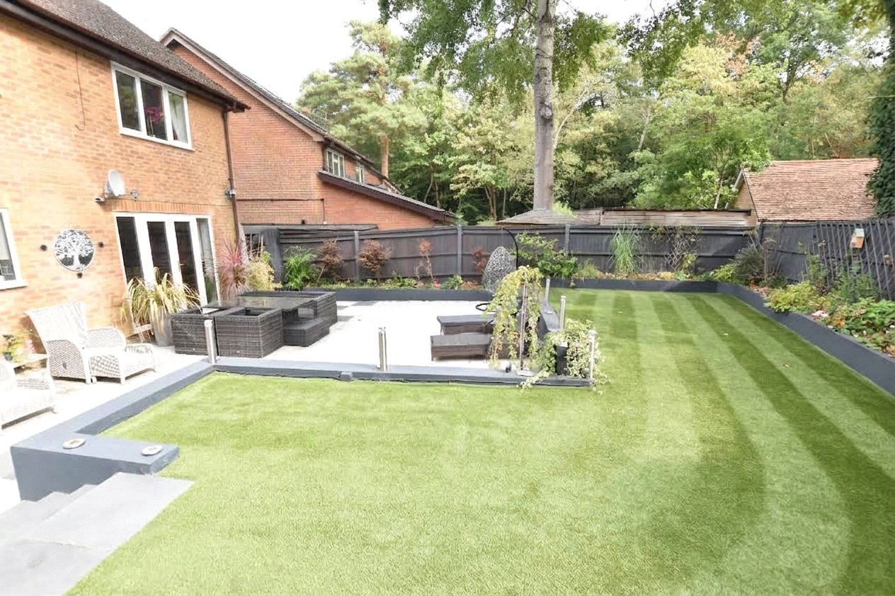 Howard Drive, Farnborough, Hampshire, GU14, photo 14