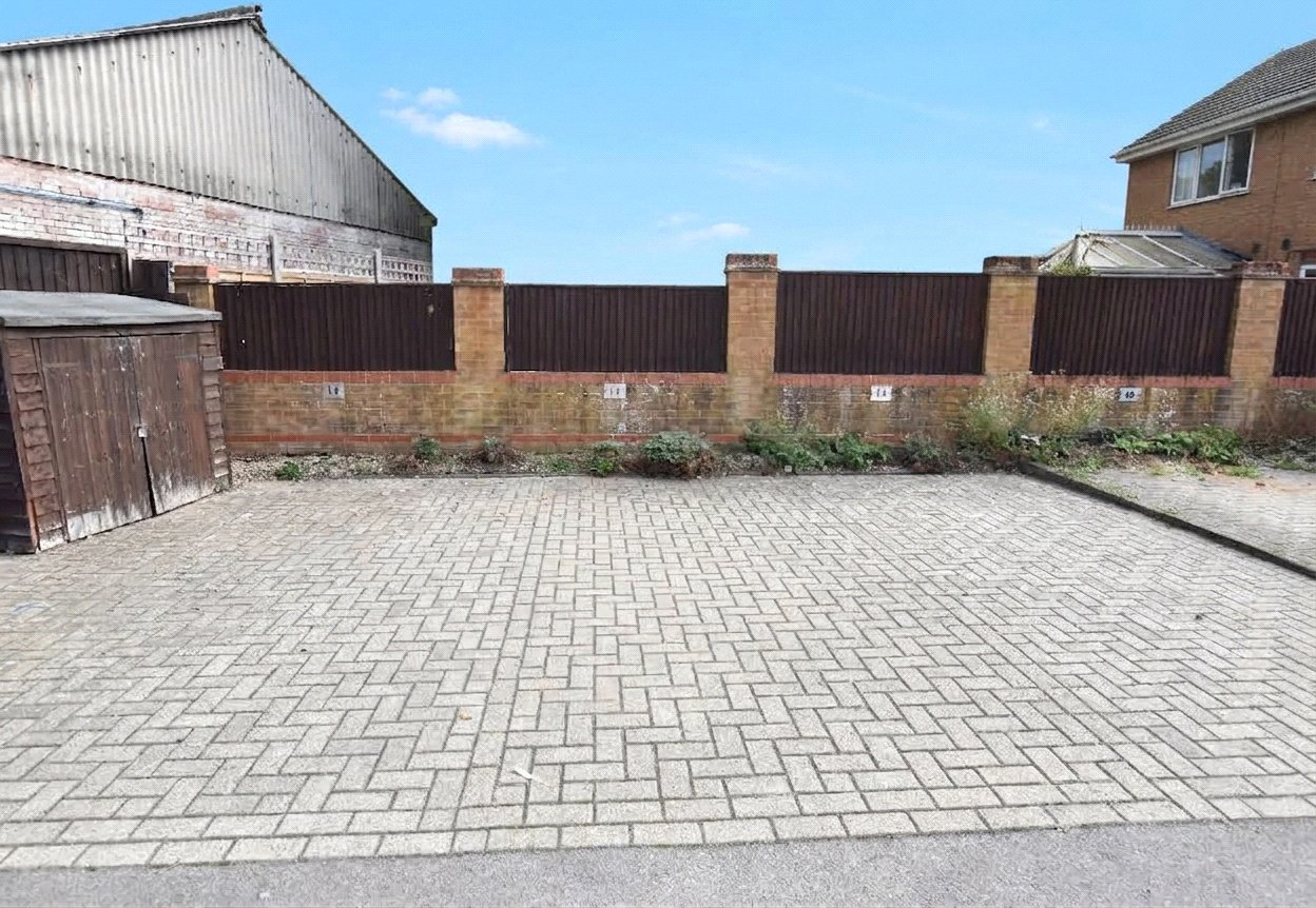Ferndown Gardens, Farnborough, Hampshire, GU14, photo 5