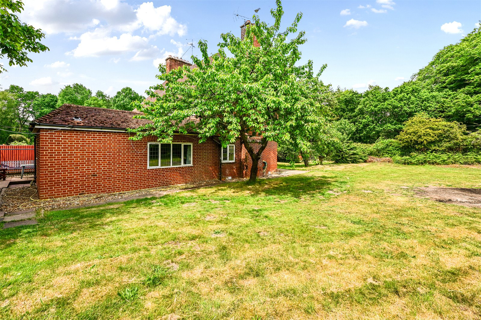 Minley Road, Blackwater, Camberley, Hampshire, GU17, photo 6