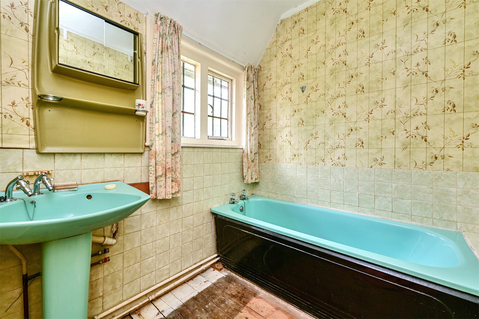 Minley Road, Blackwater, Camberley, Hampshire, GU17, photo 13