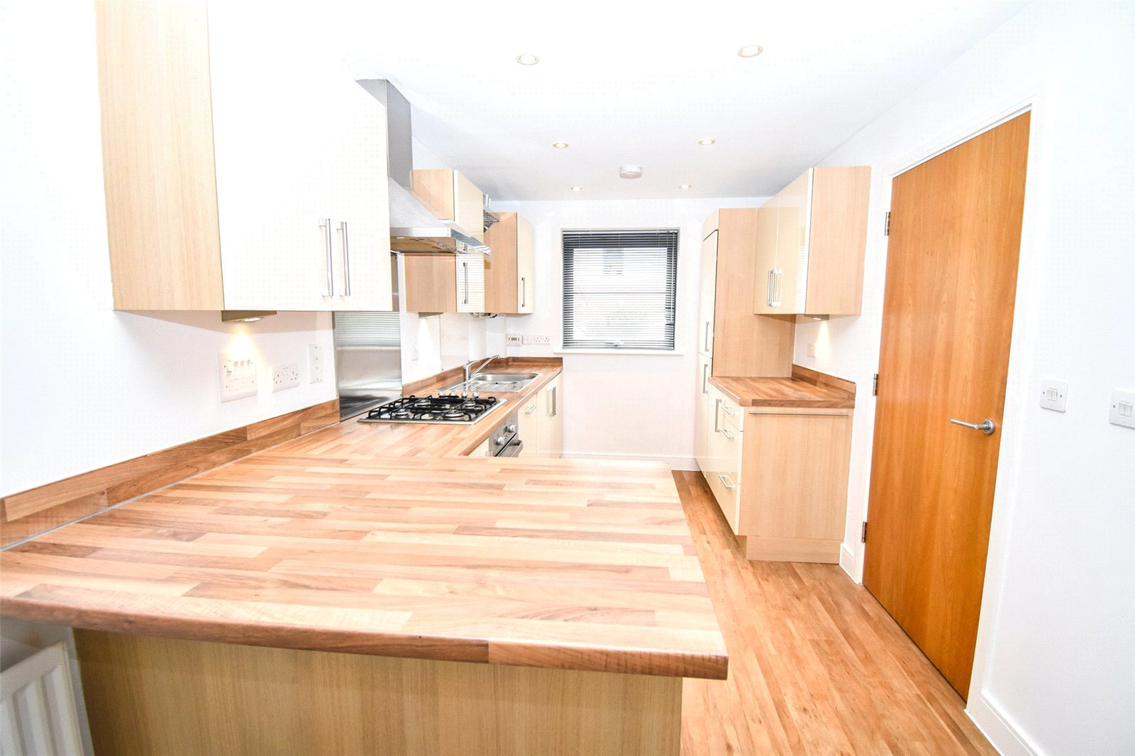 Sunderland Place, Farnborough, Hampshire, GU14, photo 9