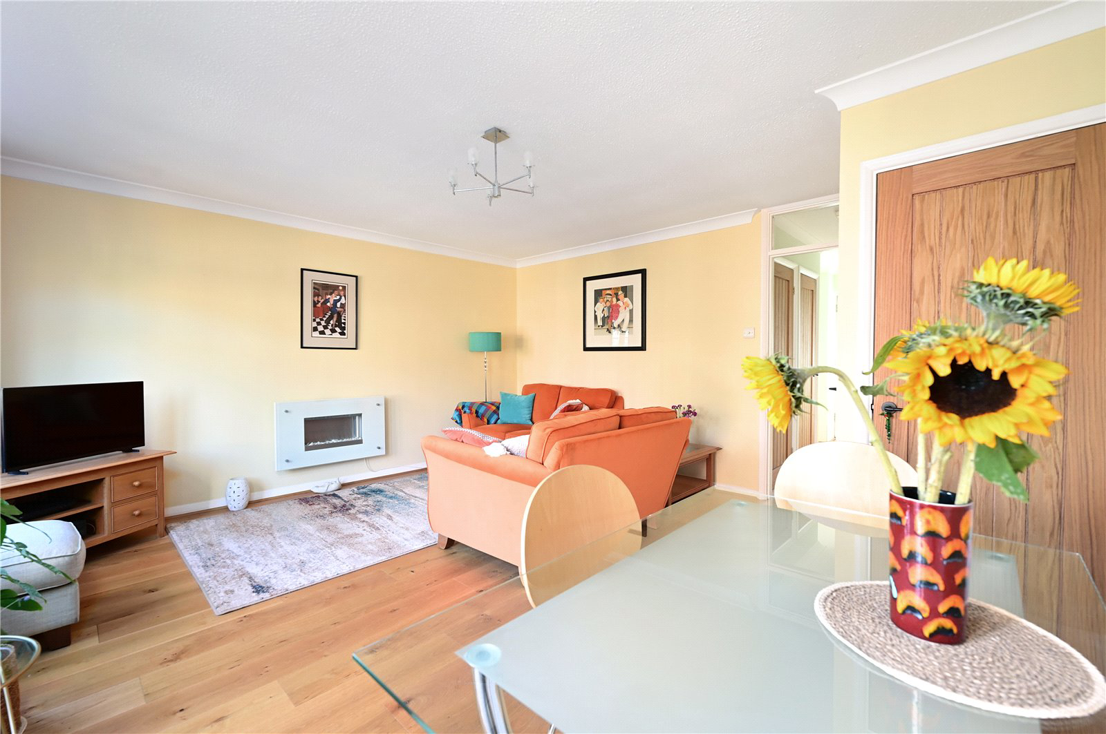 Harebell Close, Hartley Wintney, Hook, RG27, photo 3