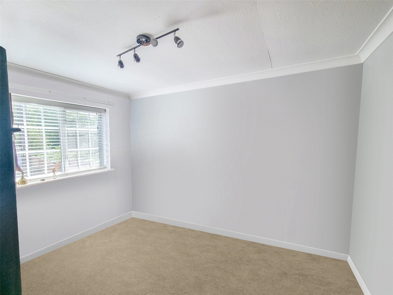 Shawfield Lane, Ash, Guildford, Surrey, GU12, photo 17