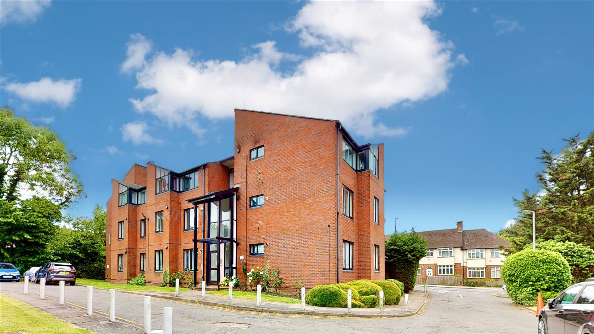 Canberra Close, Hendon, London