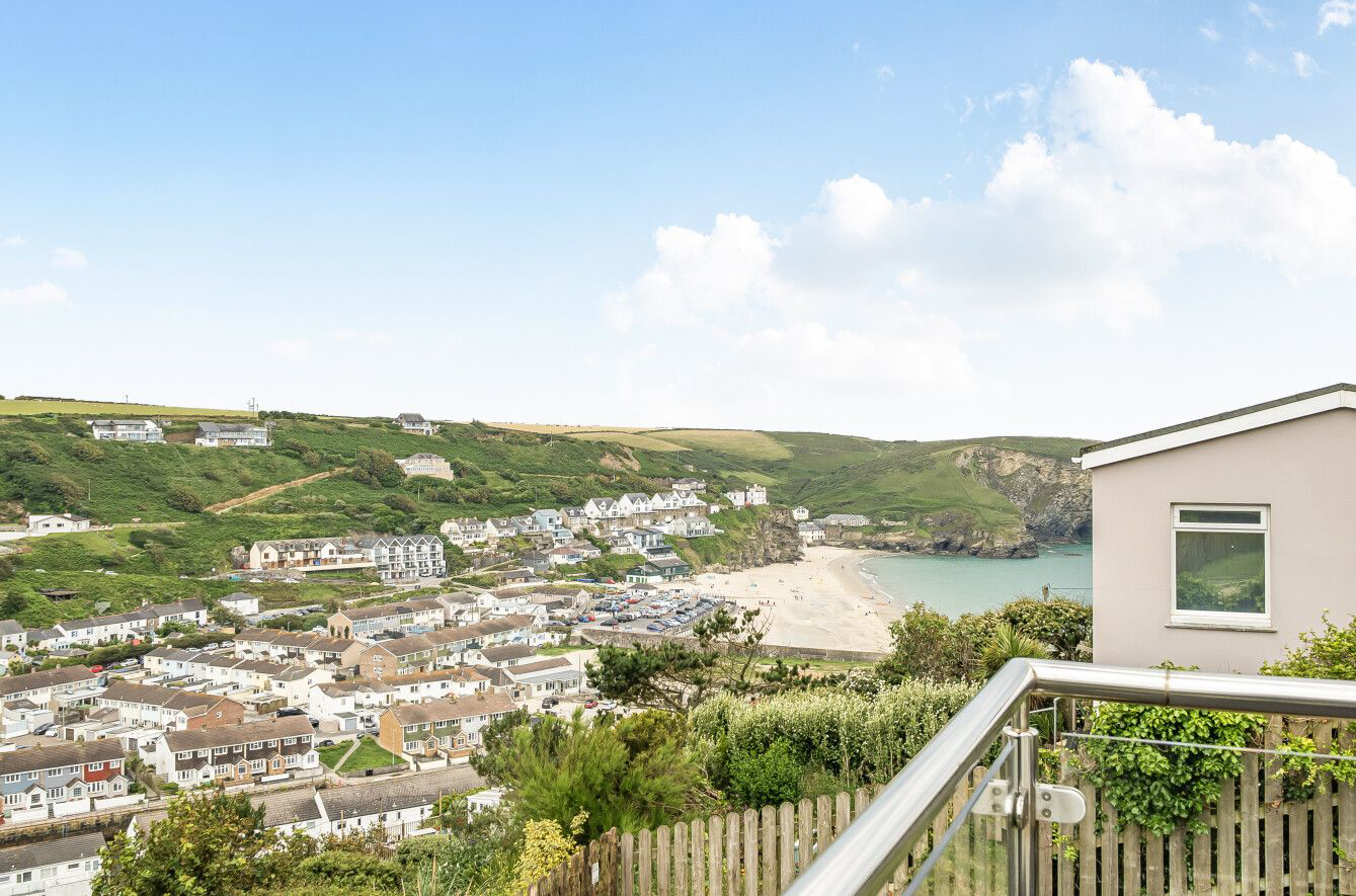 Lighthouse Hill, Portreath, photo 6