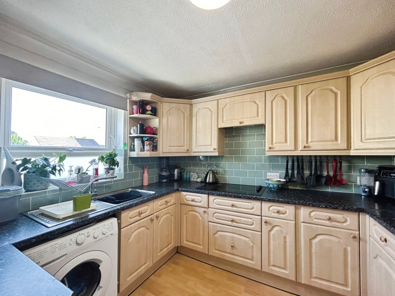 St. Erth, Three bed home in village location with no chain, photo 4