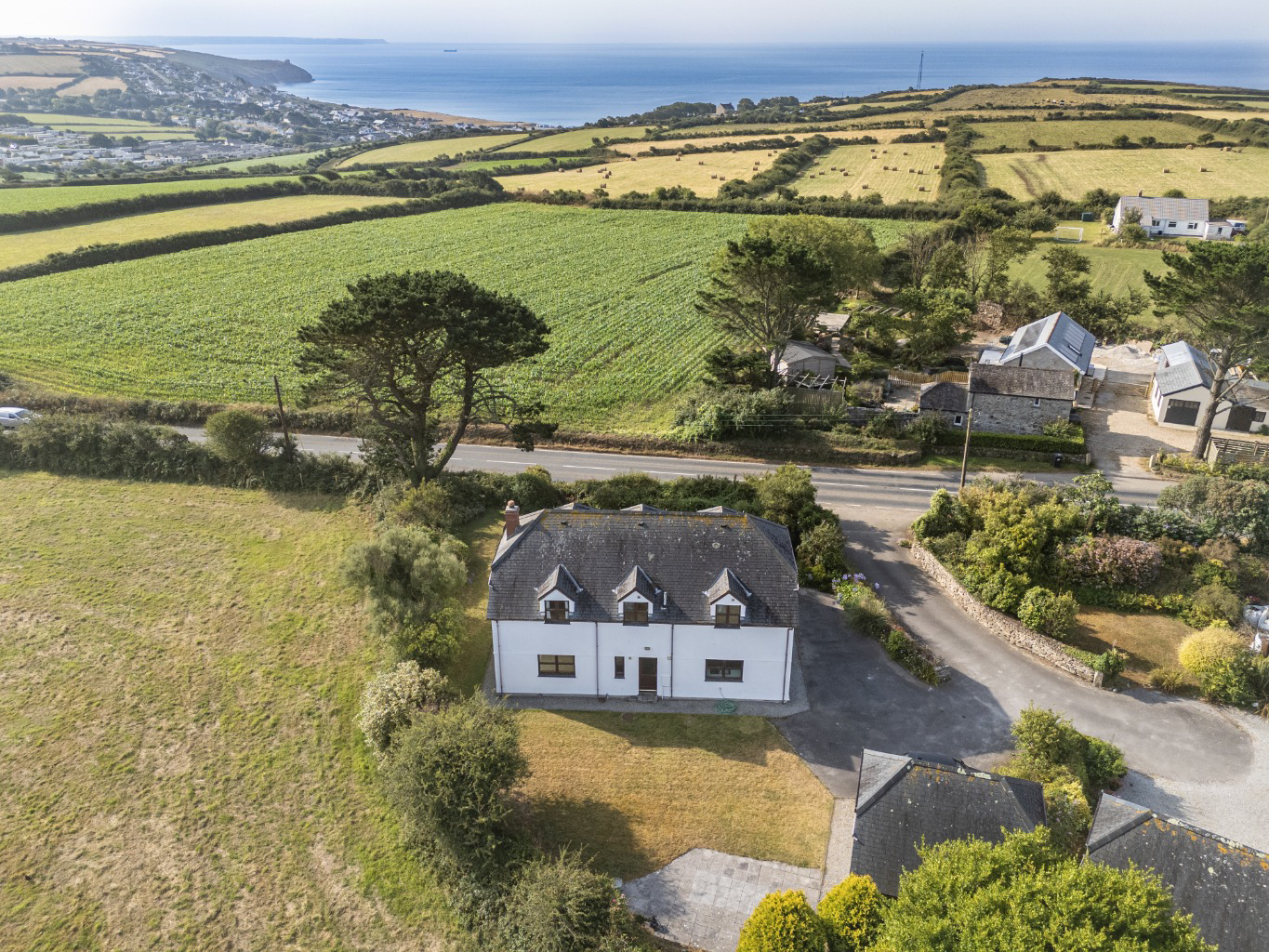 Kenneggy, Spacious home with no onward chain, photo 8