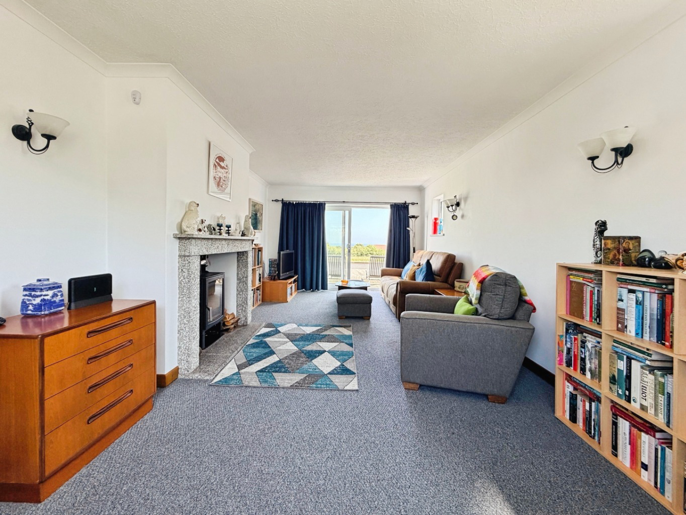 The Lizard, Detached bungalow in village location, photo 6