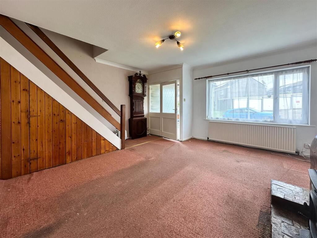 Porthleven, Three bed home with potential, photo 4