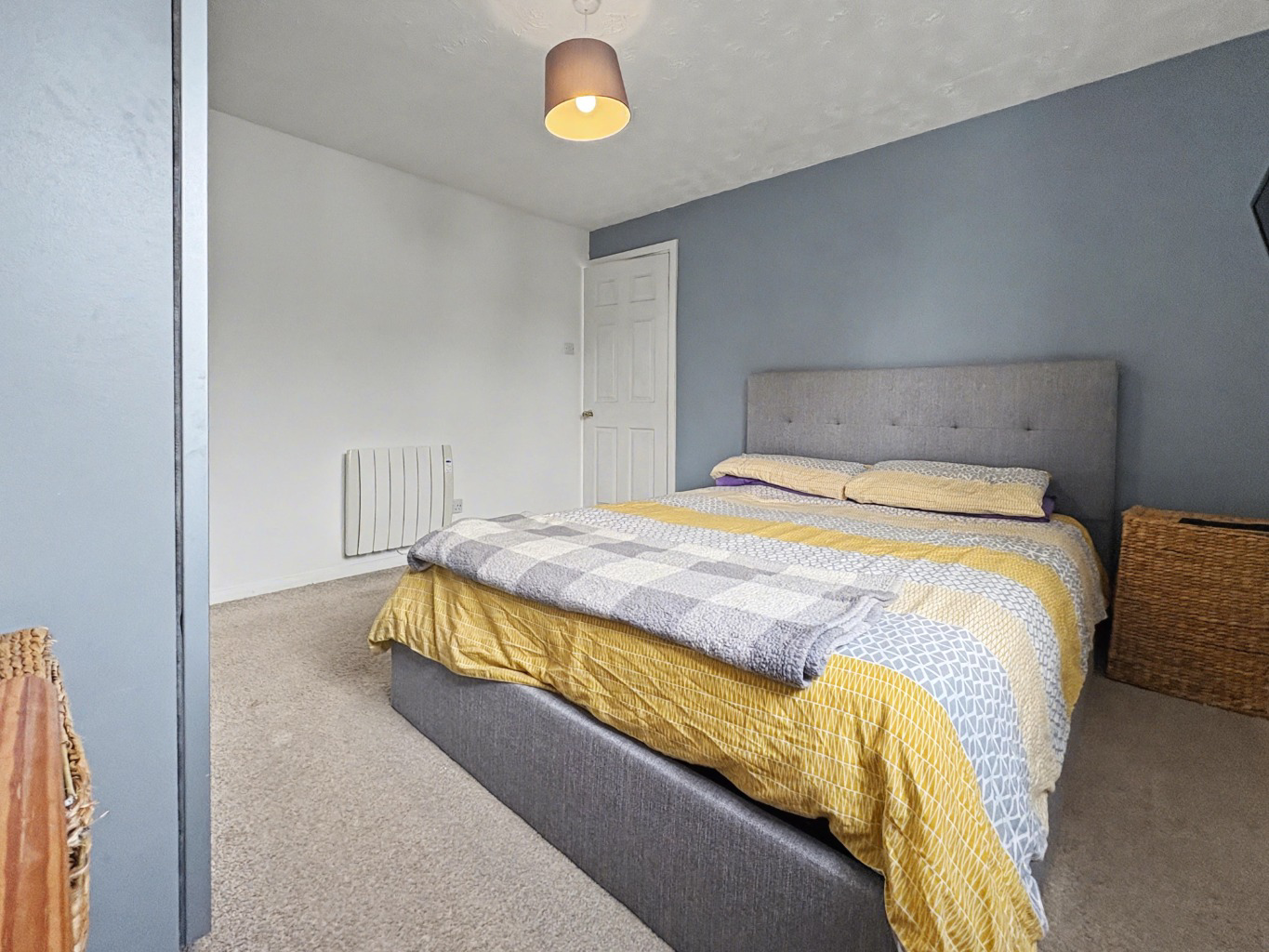 Helston, Well presented three bedroom home, photo 14