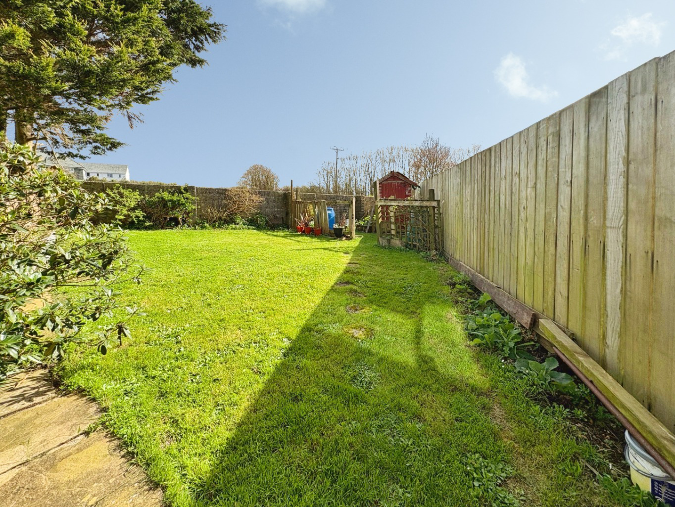 Cury, Two bed home with generous outdoor space, photo 17