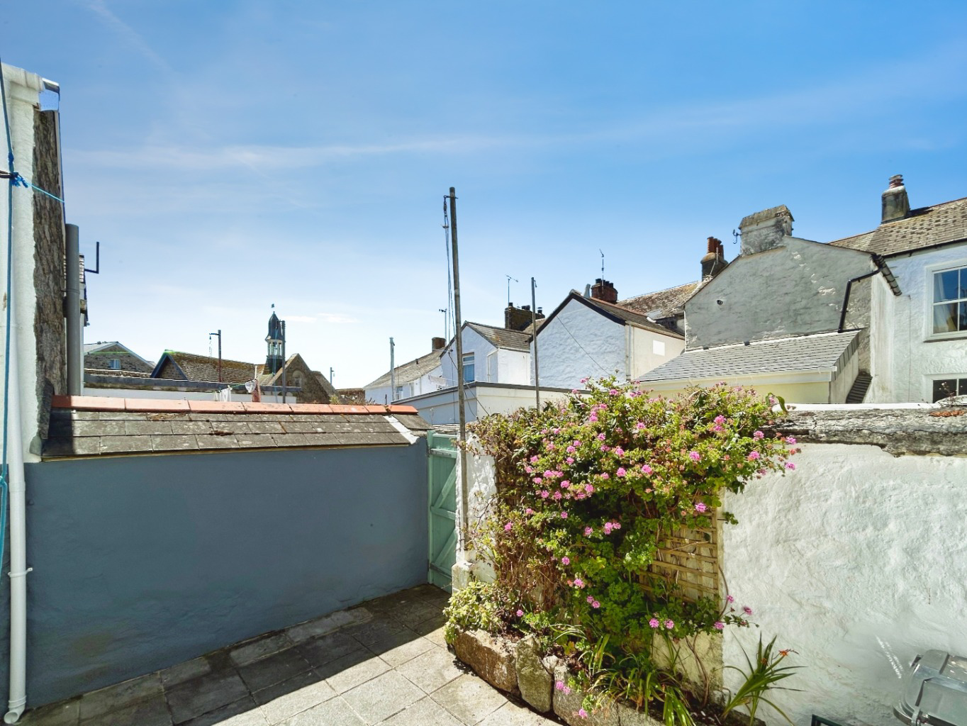 Penzance, Two bed home with no chain, photo 11