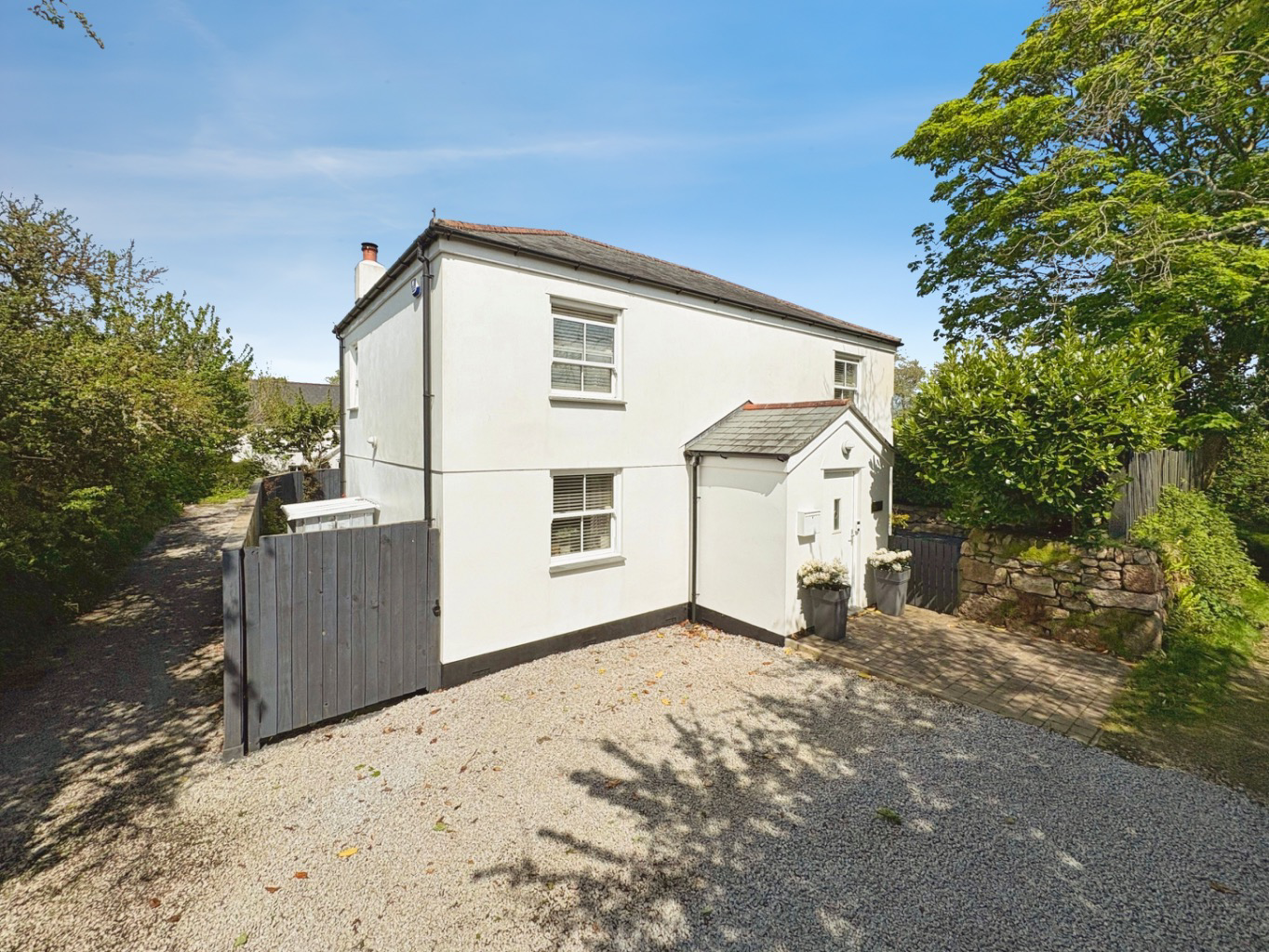 Leedstown, Three bedroom family home