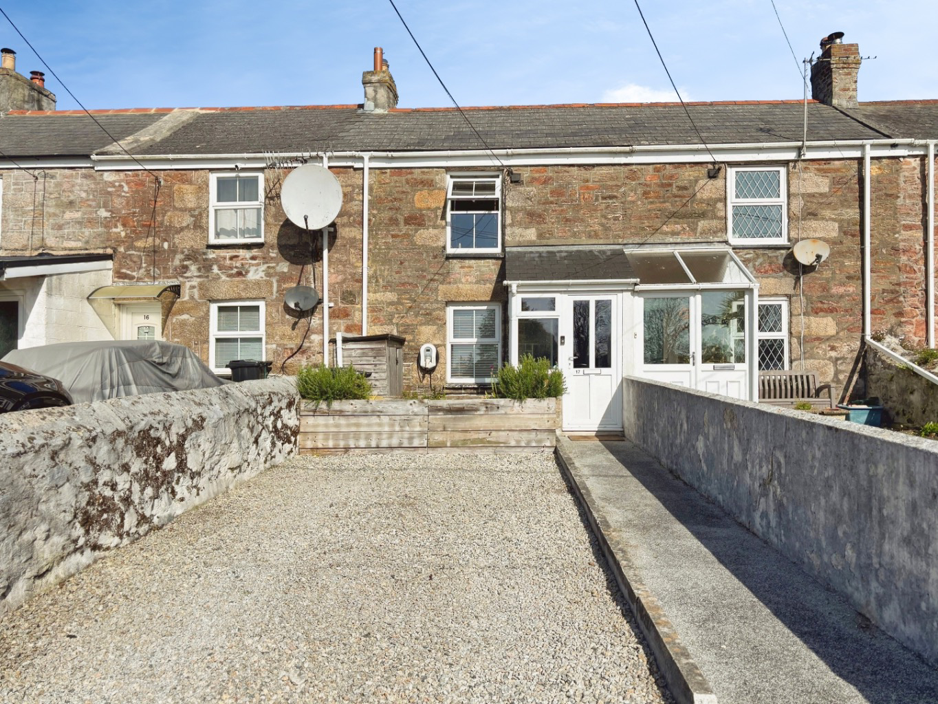 Carharrack, Two bed home in popular village location